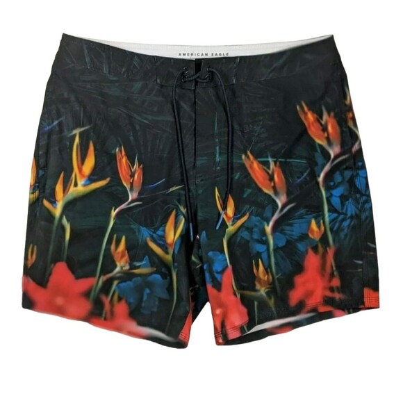 American Eagle Outfitters Stretch Board Short  Size L  NWOT  Tropical Floral - Picture 1 of 8